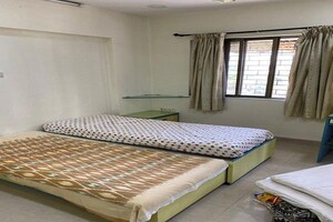 Bedroom in 3 BHK Apartment at Presidential Plaza, Ghatkopar West – for Rent