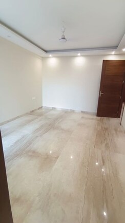 4 BHK + Servant Room,Study Room,Store Room Builder Floor For Sale in Greater Kailash II