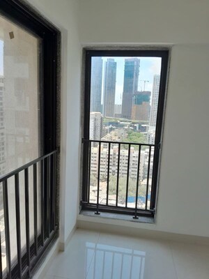 Room in 2 BHK Apartment at B G Shirke Monte Verita North Annexe, Borivali East – for Rent