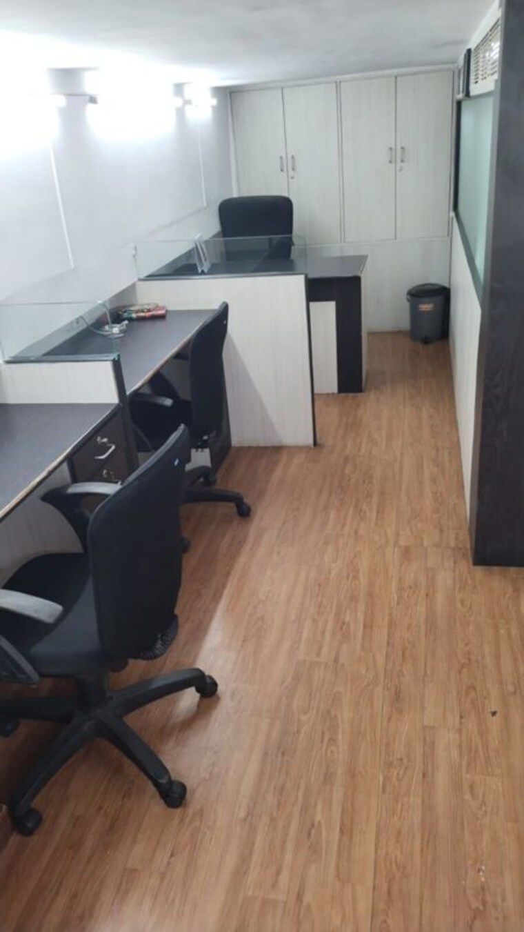 Team Area, borivali east Commercial Office Space 600 Sq.Ft. In Borivali East Mumbai 10342936