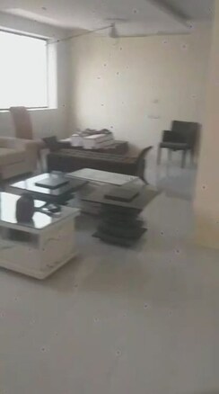 3 BHK + Servant Room Apartment For Rent in Churchgate