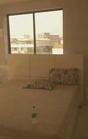 Living Room in 3 BHK Apartment at Churchgate – for Rent