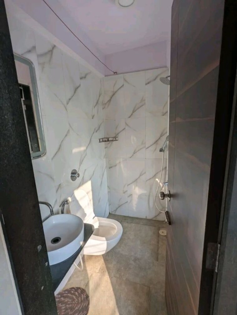Bathroom, godrej-prime 2 Bedroom 1050 Sq.Ft. Apartment In Chembur Mumbai 10342958