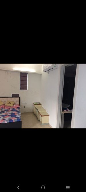 Bedroom in 3 BHK Apartment at 42 Parkview, Science City – for Rent