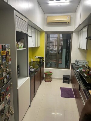 Team Area in 2.5 BHK Apartment at Oberoi Realty Woods, Goregaon East – for Rent