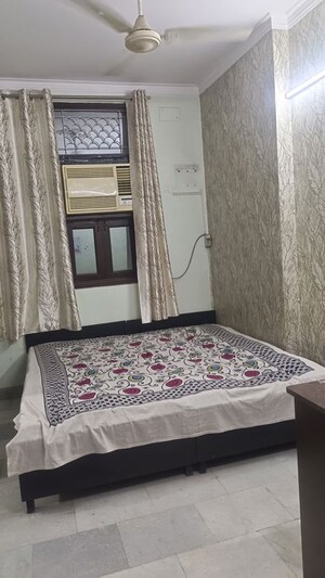 Bedroom in 2 BHK Builder Floor at Old Rajinder Nagar – for Rent