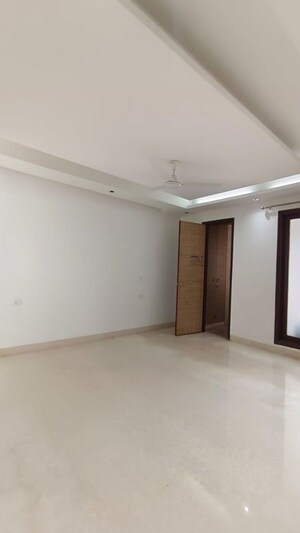 Room in 4 BHK Builder Floor at Greater Kailash ii – for Sale