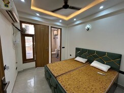 1 BHK Builder Floor For Rent in Saket