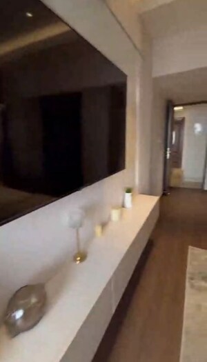 Furnished Amenities in 5 BHK Penthouse at Sector 82 – for Sale