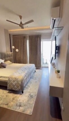 5 BHK + Servant Room,Extra Room,Store Room Penthouse For Sale in Sector 82
