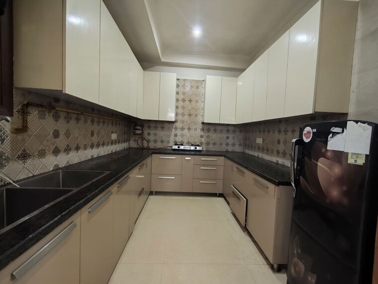 Kitchen, saket 3 Bedroom 1500 Sq.Ft. Builder Floor In Saket Delhi 10343022