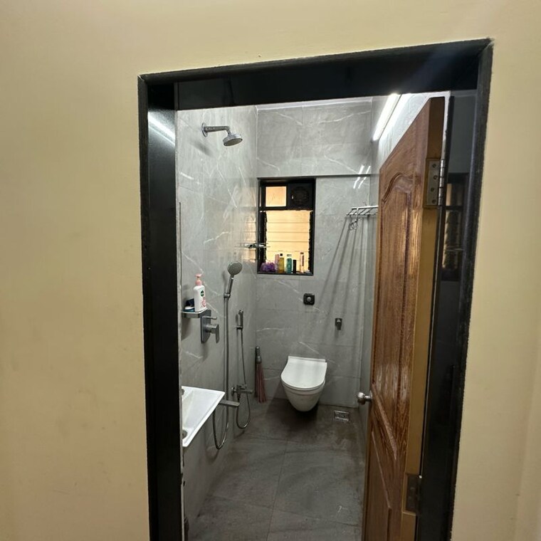 Bathroom, jupiter-apartments-lokhandwala-complex 1 Bedroom 550 Sq.Ft. Apartment In Lokhandwala Complex Mumbai 10343075
