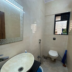 Bathroom in 1 BHK Apartment at Jupiter Apartments Lokhandwala Complex, Lokhandwala Complex – for Rent