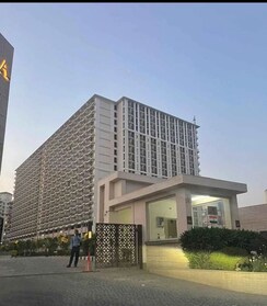 3 BHK + Pooja Room,Servant Room,Study Room Apartment For Sale in BPTP Spacio Park Serene