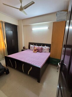 3 BHK Builder Floor For Sale in Vishwas Nagar