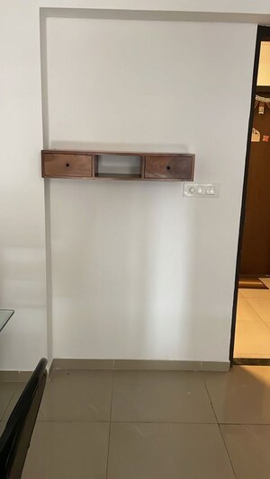 Furnished Amenities in 2.5 BHK Apartment at Amanora Trendy Homes, Hadapsar – for Rent