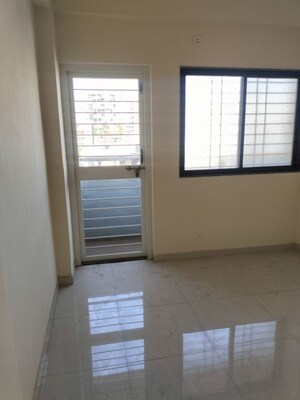 Room in 2 BHK Apartment at Apple Elite, Rahatani – for Sale