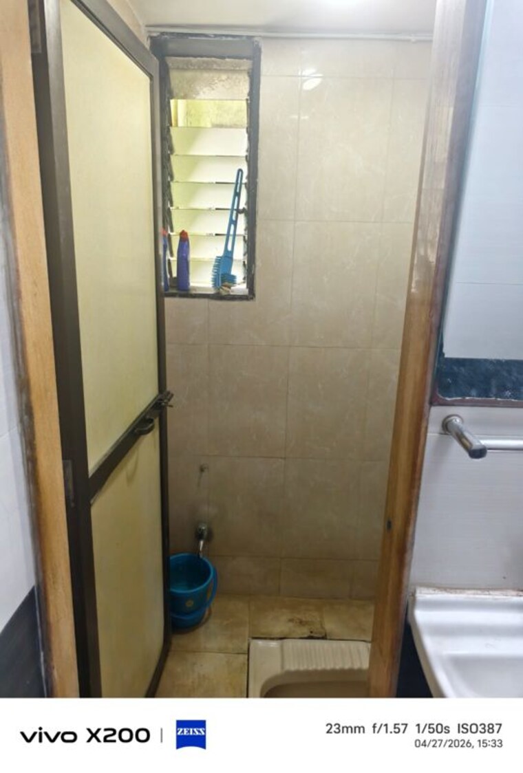 Bathroom, prajakta-chs-vasant-vihar 1 Bedroom 600 Sq.Ft. Apartment In Vasant Vihar Thane 10343117