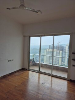 2 BHK + Pooja Room,Servant Room Apartment For Rent in Omkar Alta Monte