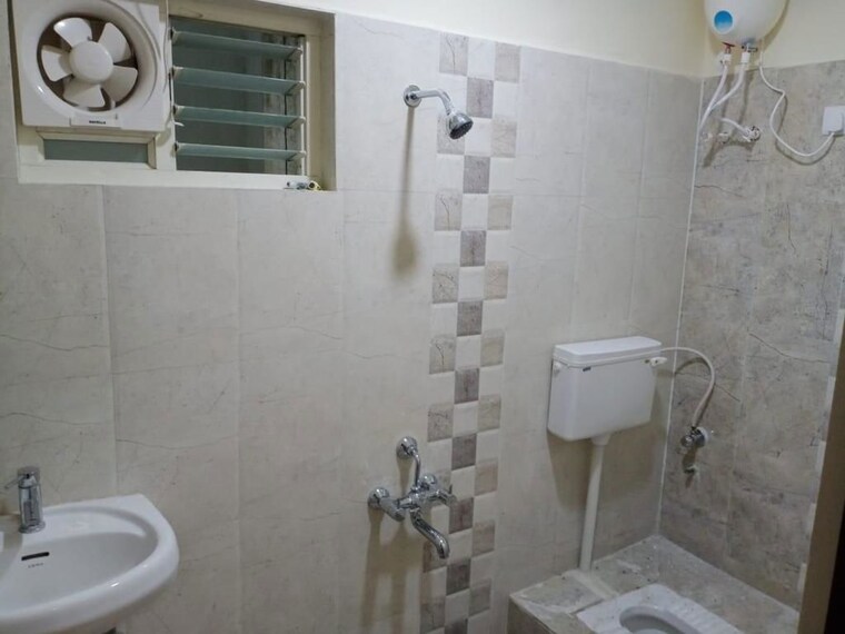 Bathroom, jatkhedi 2 Bedroom 1150 Sq.Ft. Apartment In Jatkhedi Bhopal 10343167