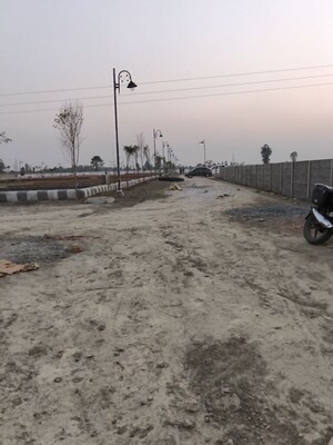  Plot For Sale in Krishna Iscon Valley, Gosainganj