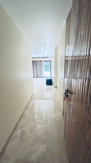 Balcony in 6 BHK Independent House at Sarvodaya Enclave – for Sale
