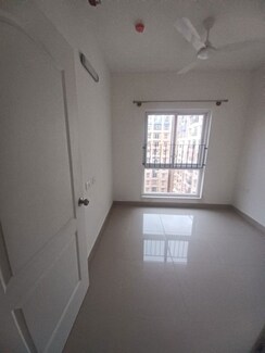 2 BHK Apartment For Rent in Golden Palm Enclave