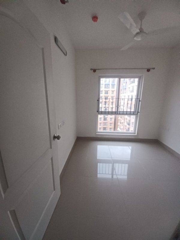 2 BHK Apartment For Rent in Golden Palm Enclave