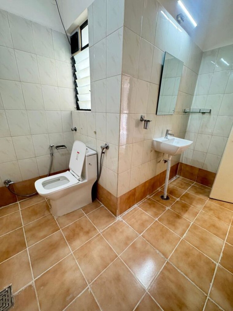 Bathroom, anshul-celesta 3 Bedroom 2700 Sq.Ft. Independent House In Balewadi Pune 10343092