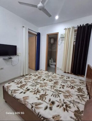 Bedroom in 1 BHK Builder Floor at Sector 51 – for Rent