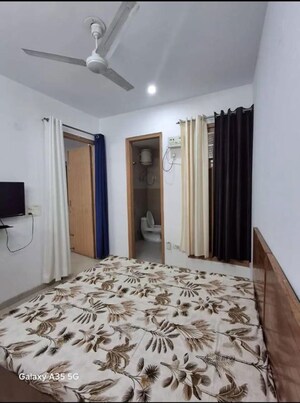 Bedroom in 1 BHK Builder Floor at Sector 51 – for Rent
