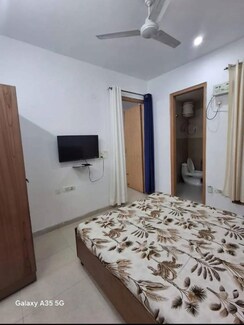 1 BHK Builder Floor For Rent in Sector 51