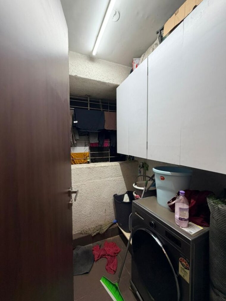 Kitchen, lodha-splendora 3 Bedroom 1369 Sq.Ft. Apartment In Ghodbunder Road Thane 10343182