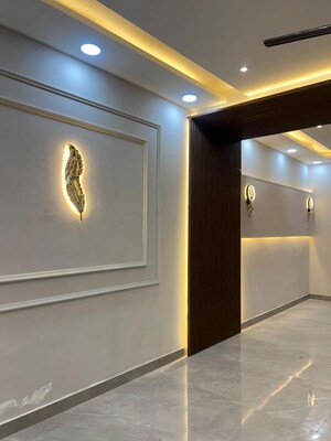 Room in 3 BHK Builder Floor at Lavender Floors, Sector 89 – for Rent