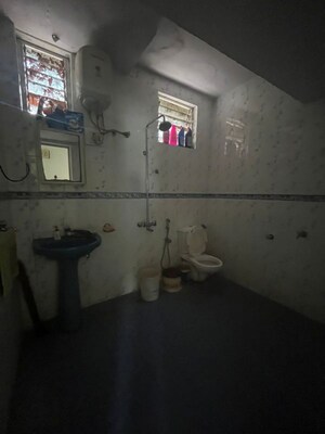 Bathroom in 2 BHK Apartment at Miramar – for Rent