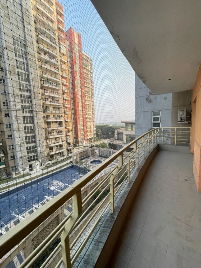 Balcony, sector 70 2 Bedroom 1450 Sq.Ft. Apartment In Sector 70 Faridabad 10343265