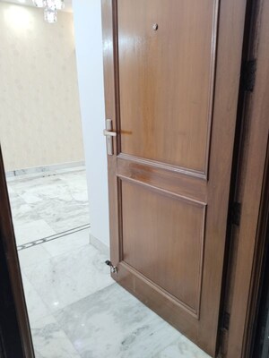 Bathroom in 2 BHK Apartment at Malviya Nagar – for Rent