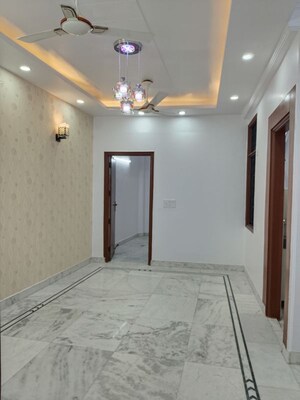 Room in 2 BHK Apartment at Malviya Nagar – for Rent