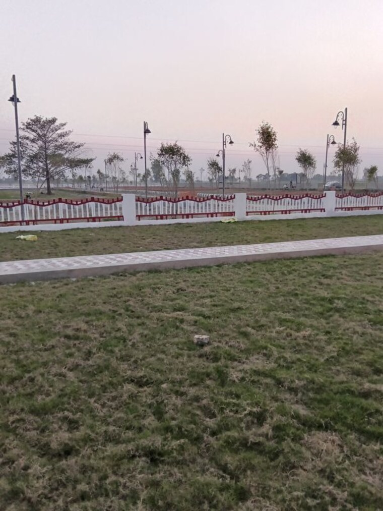 Garden, krishna-iscon-valley  1241 Sq.Ft. Plot In Gosainganj Lucknow 10343304