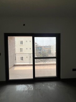 3 BHK Apartment For Sale in Centreo 