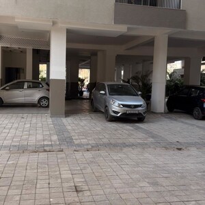 Parking in 3 BHK Apartment at Vaishali Nagar – for Sale