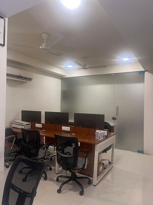  Office Space For Rent in Mithakhali