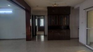 Room in 3 BHK Apartment at Jubilee Hills – for Rent