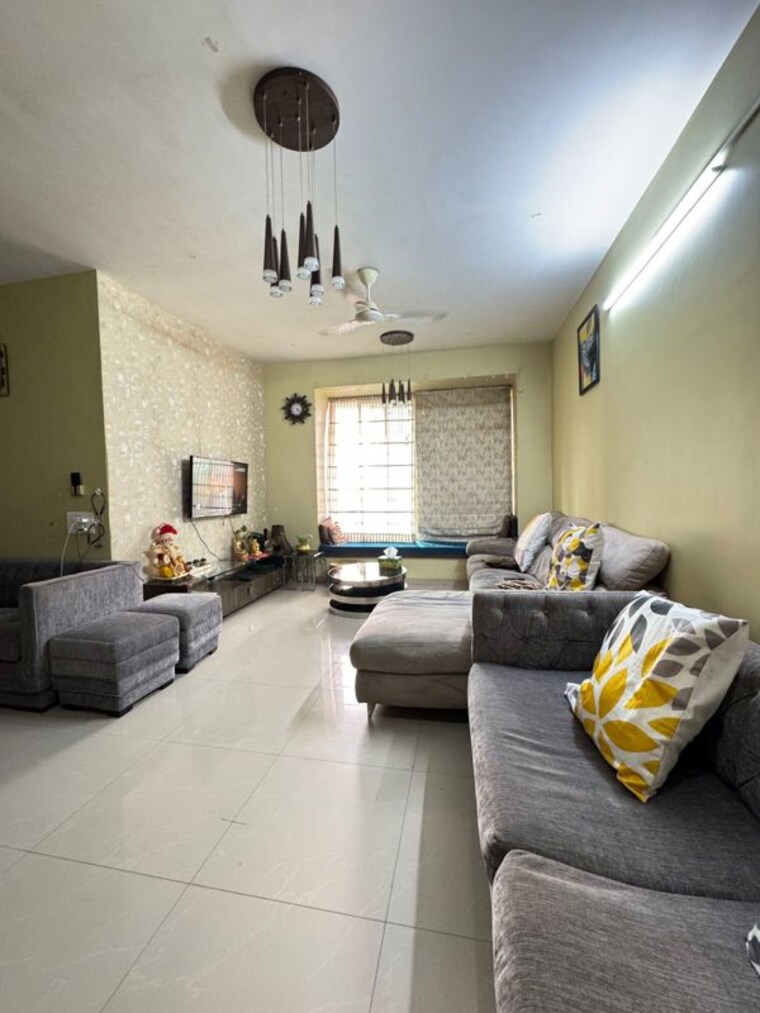Living Room, oberoi-realty-woods 2.5 Bedroom 1124 Sq.Ft. Apartment In Goregaon East Mumbai 10343335