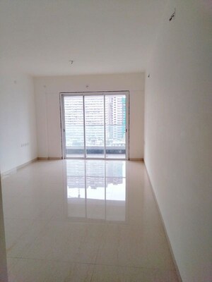 Room in 3 BHK Apartment at Runwal Nirvana, Parel – for Sale