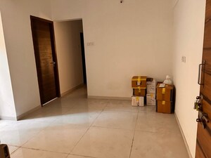 Room in 2 BHK Apartment at Naupada – for Sale