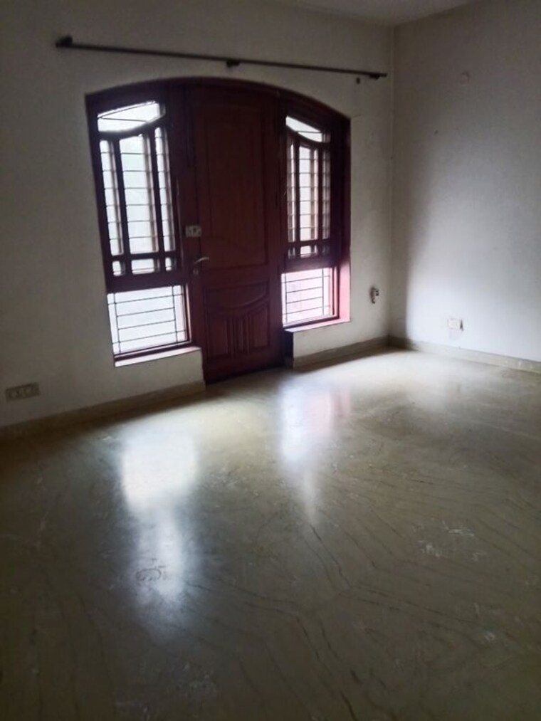 Room, dps-housing-society 2.5 Bedroom 1550 Sq.Ft. Builder Floor In Sector 51 Noida 10343364