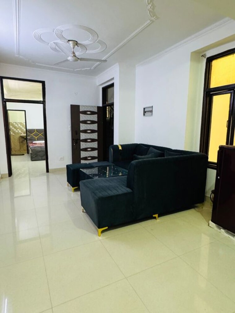 Living Room, freedom fighters enclave 2 Bedroom 850 Sq.Ft. Builder Floor In Freedom Fighters Enclave Delhi 10316895