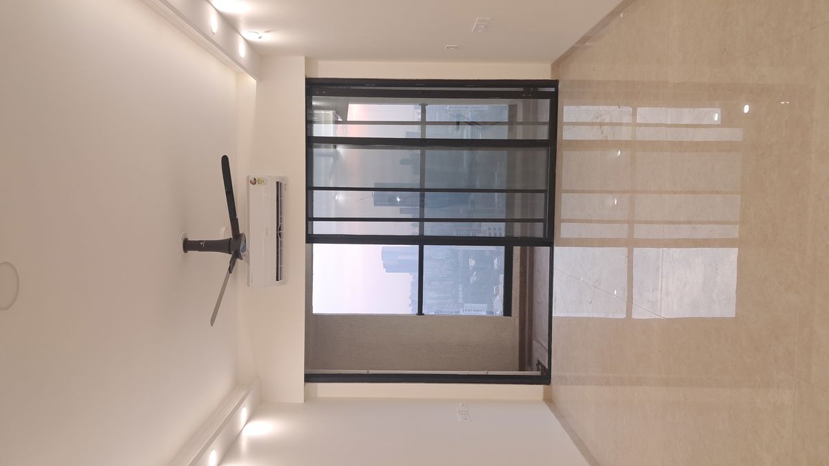2 BHK 800 Sq.Ft. Apartment in Dosti Eastern Bay