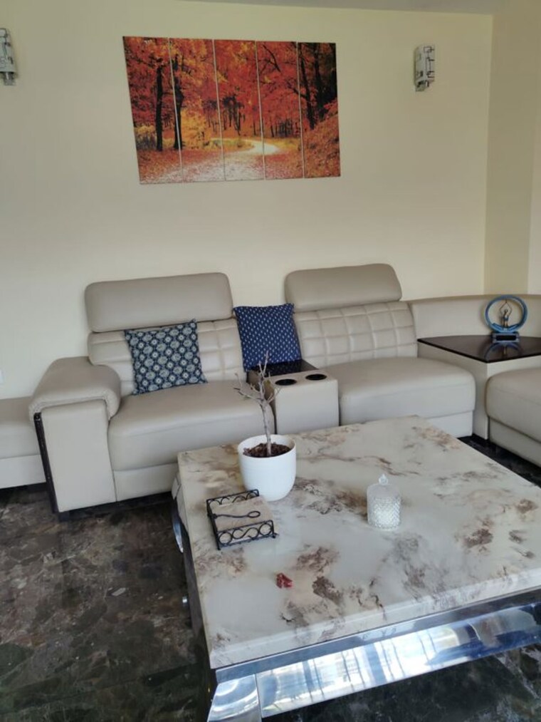 Hall, ardee-city-the-residency 4 Bedroom 27000 Sq.Ft. Builder Floor In Sector 52 Gurgaon 10343392